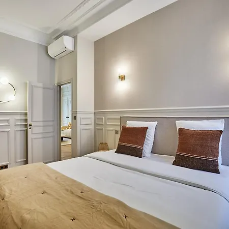 Appartement Amazing Saint Germain Des Pres With Ac By Prestige *